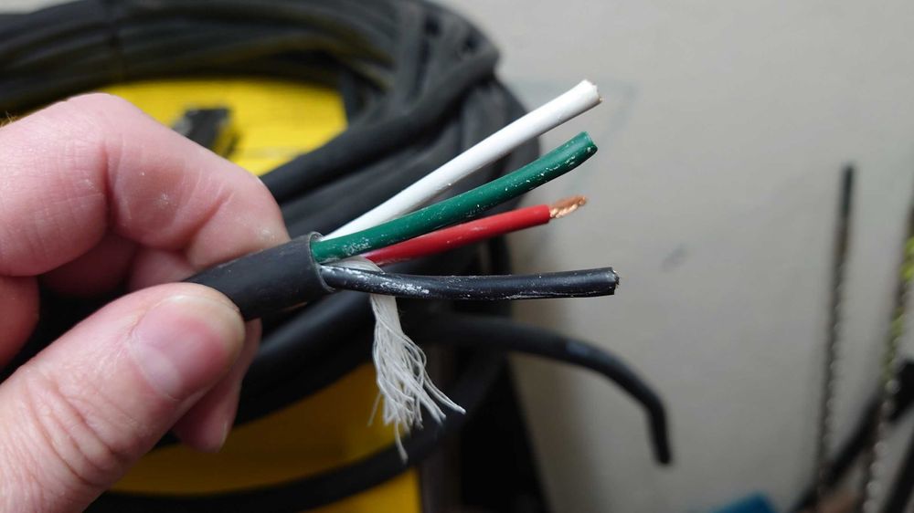 Kabel głośnikowy Bitner LP0203 4x4mm OFC