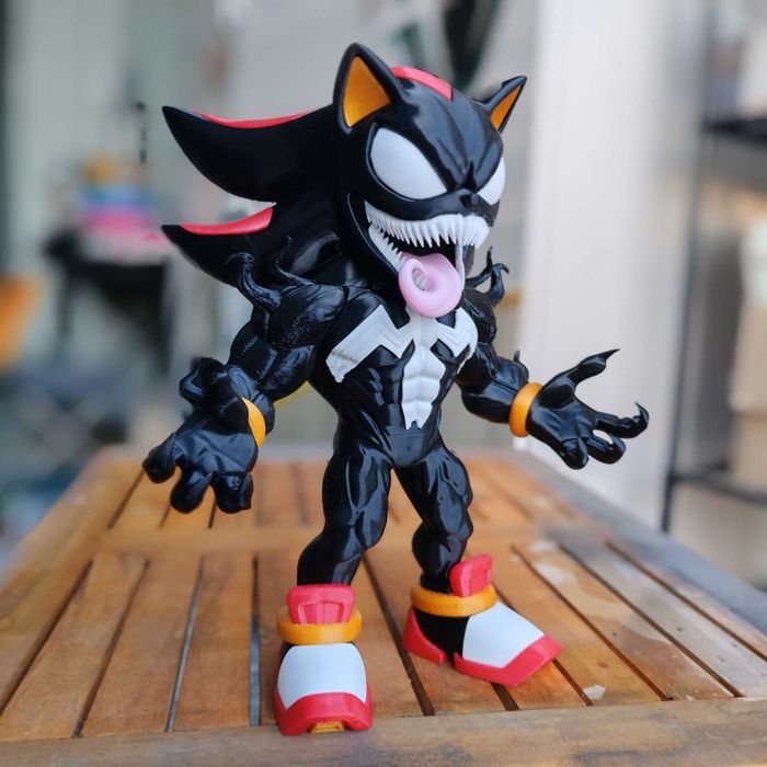 Figure Shadow x Venom (Custom) – Pintado à Mão