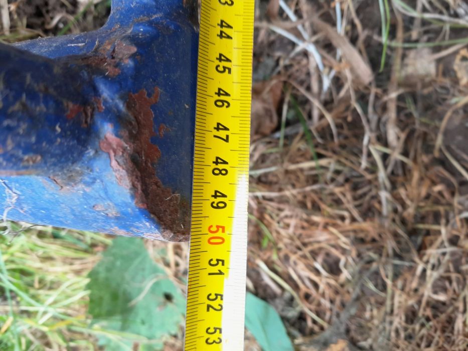 Słup reklamowy 3.5 metra.