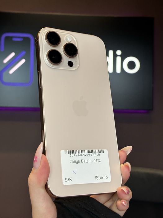 iPhone 16 Pro Max 256GB Tytan Pustynny– Stan bardzo dobry – Raty 0% – Wysyłka / Odbiór Warszawa