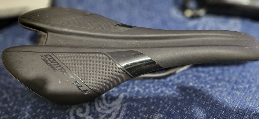 Selim Giant Contact SLR