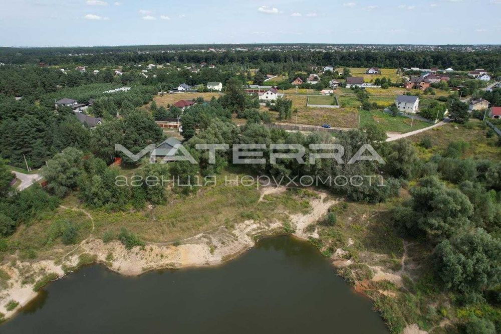 Продаж 15 сот у Глевасі в оточенні лісу! Двофасадна!