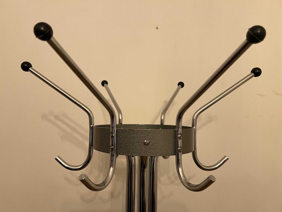 Cabide estilo Art Deco