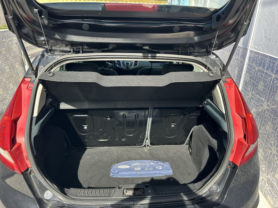 Ford Fiesta 12/2008 em muito bom estado