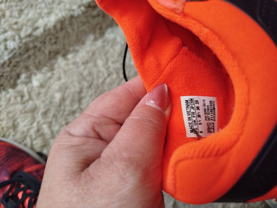 Buty sportowe damskie Adidas rozmiar 38 stan idealny