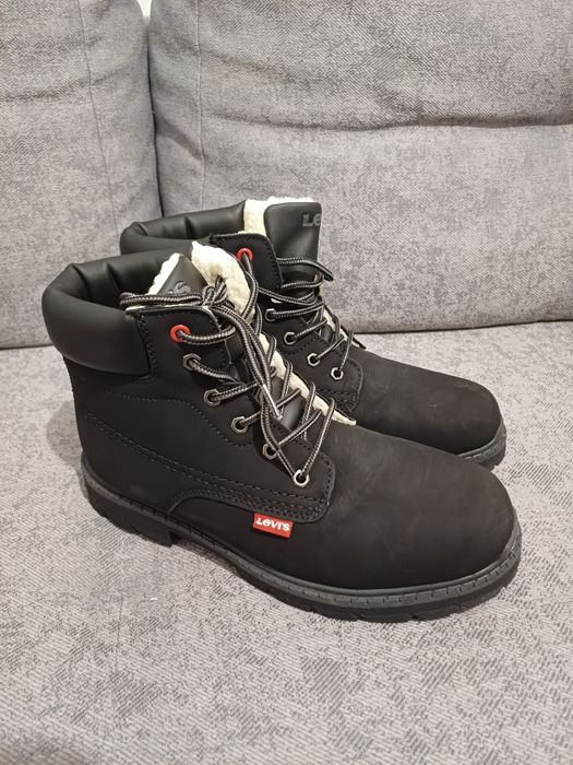 Buty zimowe levis trapery