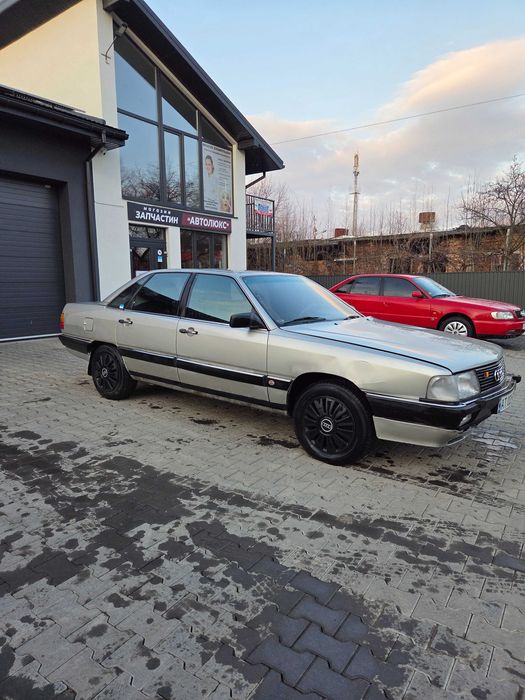 продам audi 200 c3 2.2 газ\бенз (не audi 100)