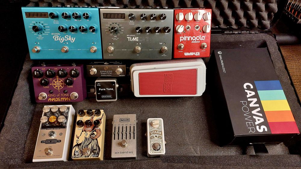 Pedais de guitarra elétrica (Strymon, Dunlop, Clones, MXR, Wampler, etc.)