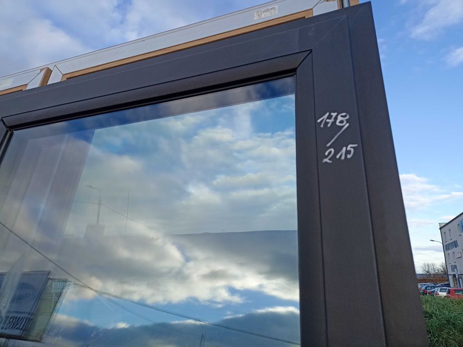 Okno pcv tarasowe 178/215 czarne trzy szybowe