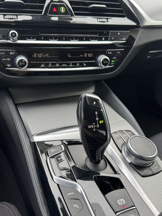 Bmw 530e plugin pack m iperformance