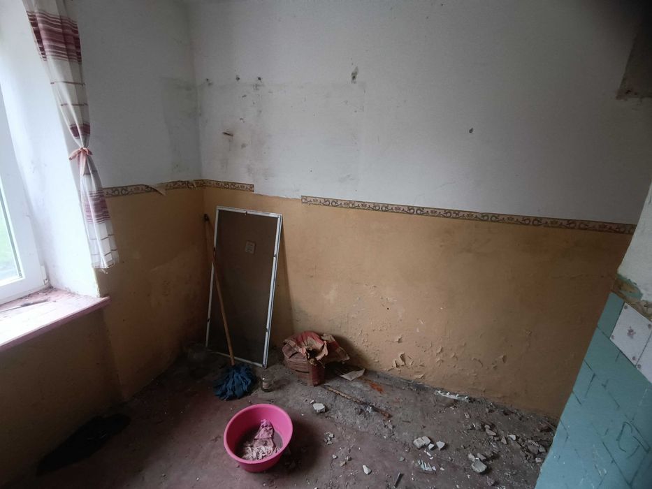 ОДНОКІМНАТНА квартира 31.5 кв.м. на 1 поверсі на стадії ремонту