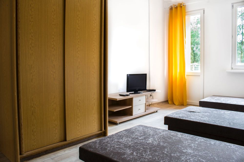 Kwatery Pracownicze Szczytnica | Amazon, Action, H&M | 8 miejsc