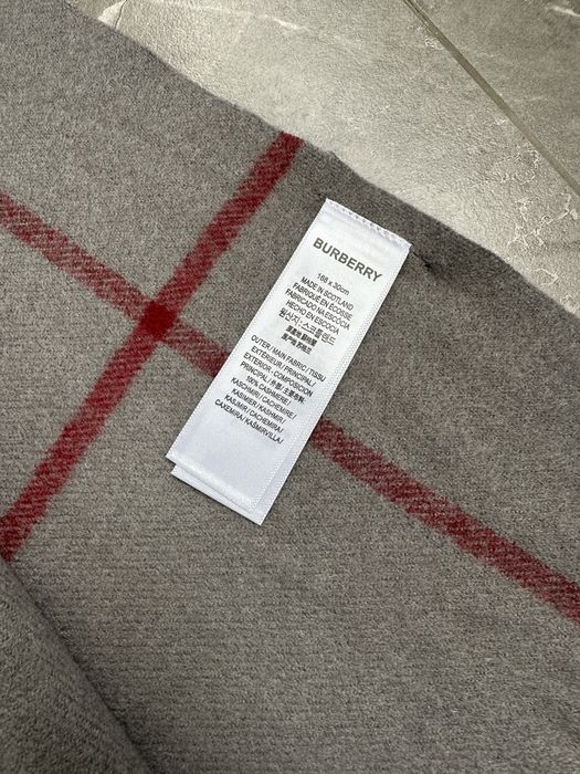 Кашемировый шарф Burberry серый