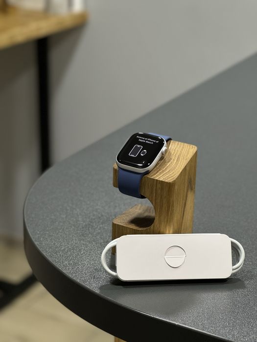 Apple Watch  10 42mm Gold/Jet Black/Silver New No-Box