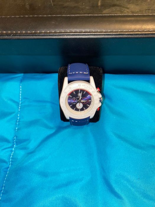 Relógios novos sem etiqueta