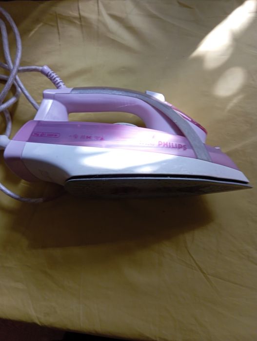 Утюг Philips GC3340