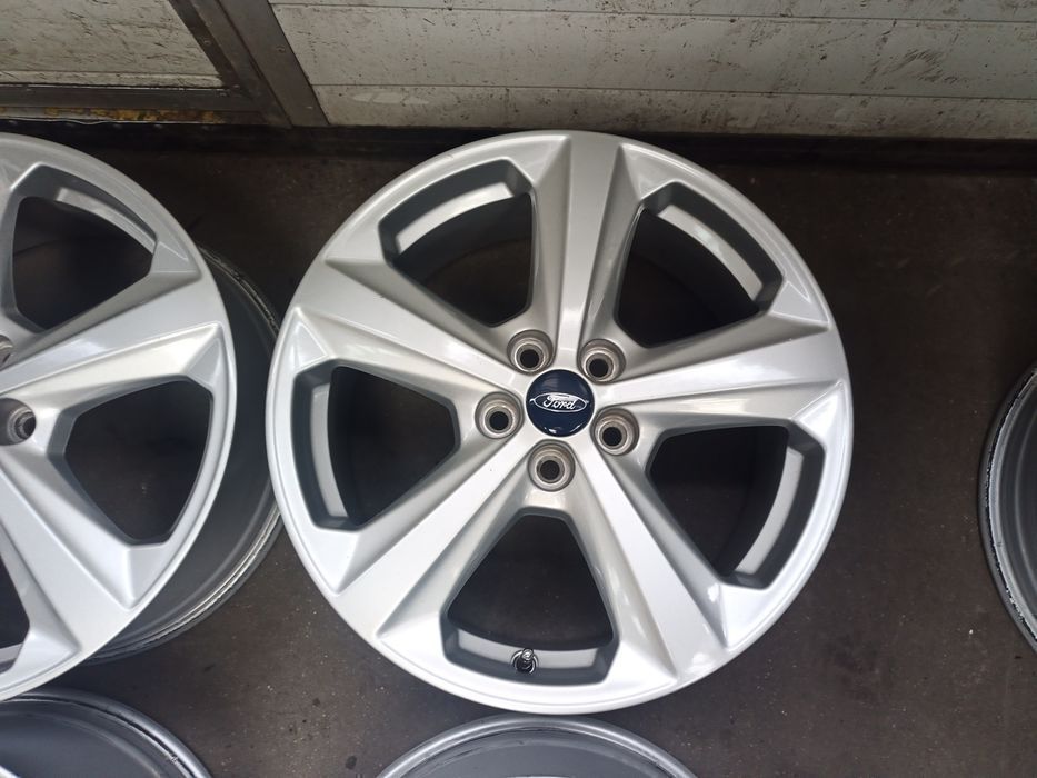 OEM 18" Ford Focus Mondeo S-Max C-Max Galaxy Volvo 5 * 108 Kuga