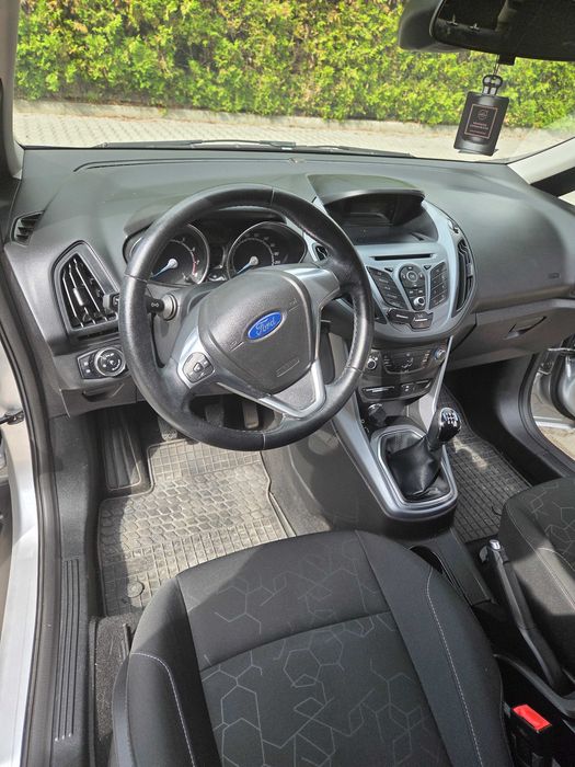Ford B-Max 1.0 Eco Boost titanium zadbany