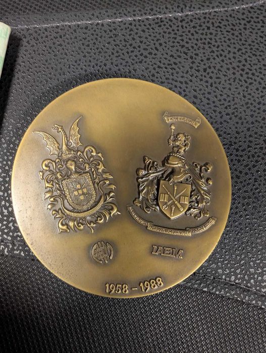 Medalha militar comemorativa Instituto de altos estudos militares 30a