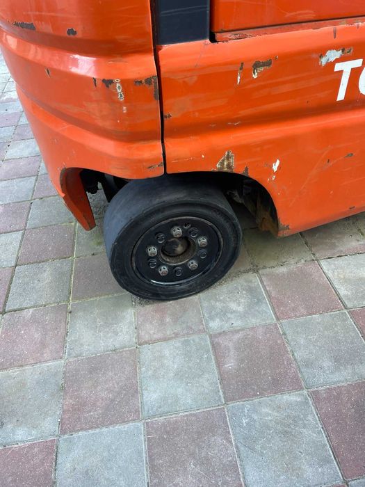 Електричний навантажувач Toyota FBMF20 2т 80V