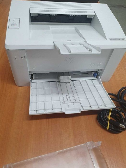 Продам принтер HP LaserJet Pro M102a