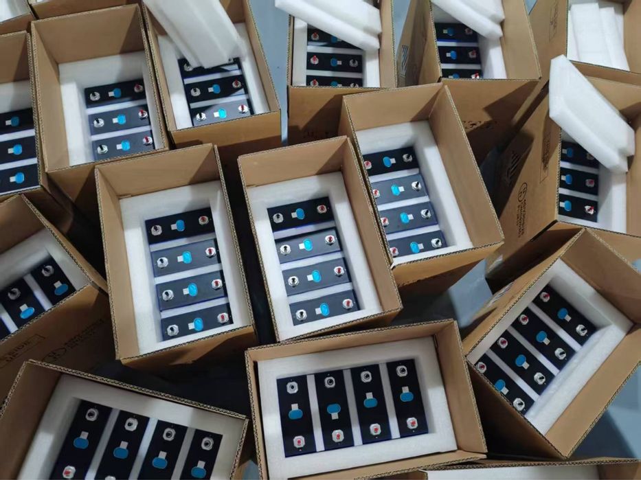 Продаж акб/комірки/акум/Eve/еве/Lishen