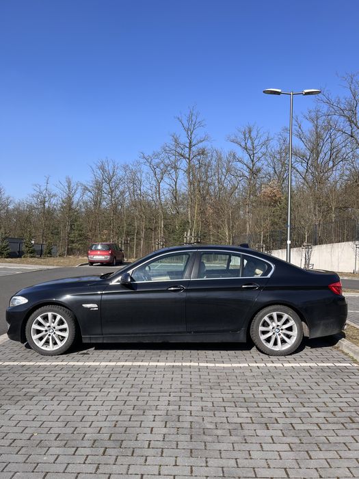 BMW seria 5 528i f10