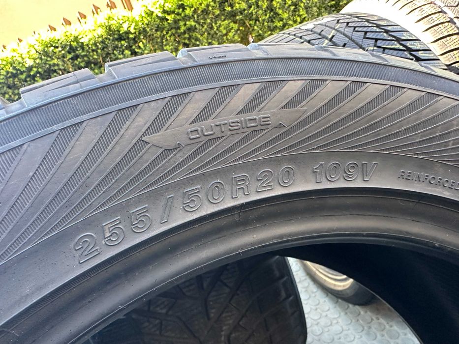 255-50 R20 109V Yokohama W drive розпаровка 1шт Нова