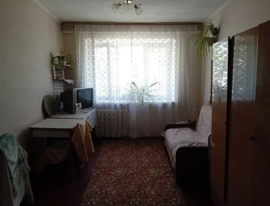 Продажа комнаты в общежитии на Космонавтов