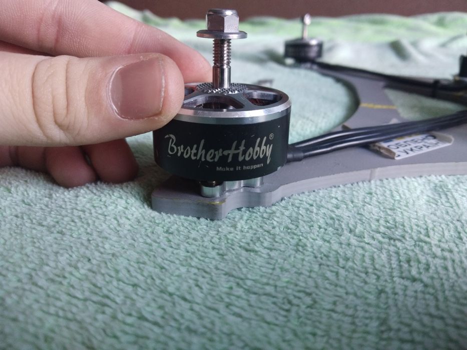 Продам фпв українську , стек  ,RX