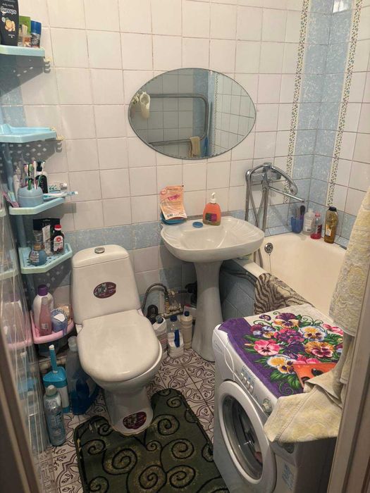 Кімната в квартирі вул. Волонтерська