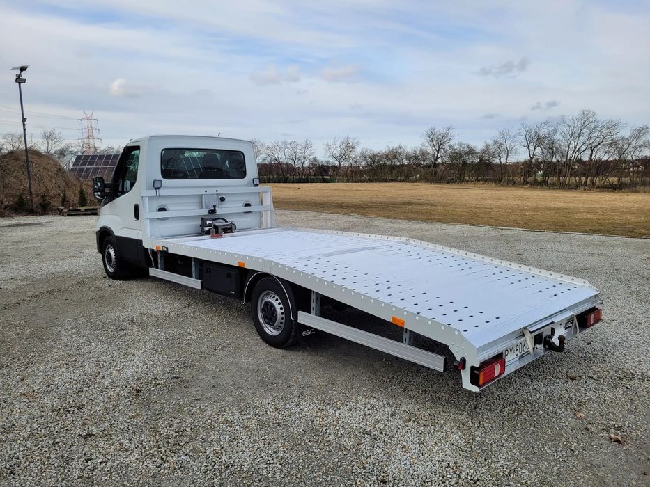 Iveco Daily GSC Autolawet 3.0 180hp,automat 2024r.  Polski salon 1 właściciel gwarancja 2 lata  Autolawet Iveco Daily GSC 3.0 180hp,automat 2024r. Gwarancja 2 lata