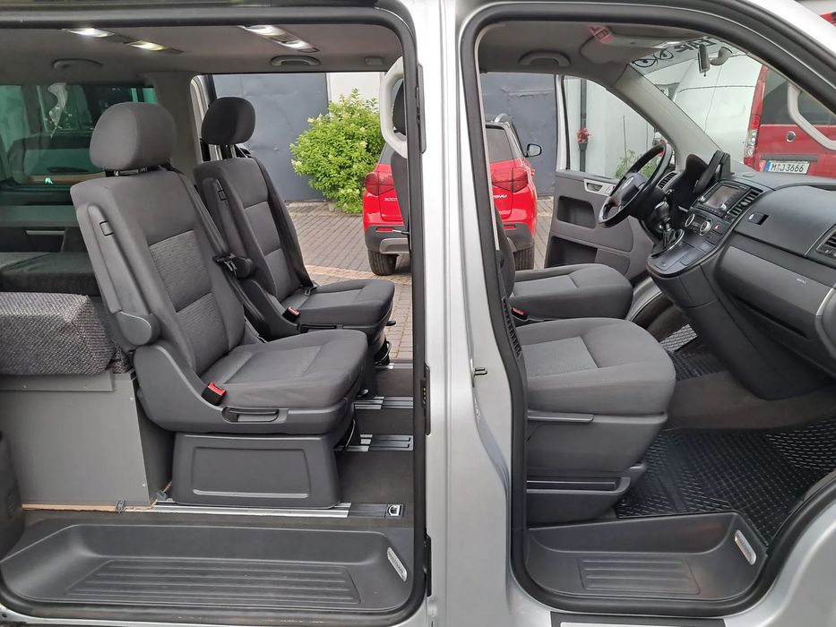 Volkswagen Multivan Kamper 2.5 176KM z Niemiec