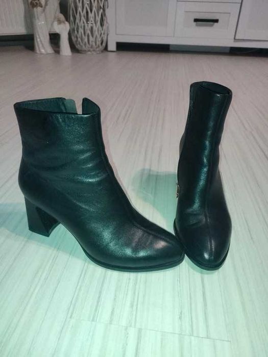 buty botki skórzane rozm. 41 firmy Simple