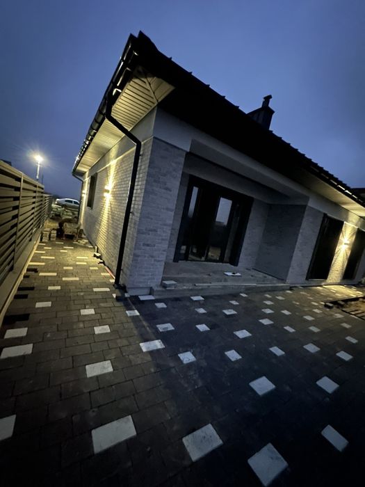 Котедж Зимна Вода Конопниця 125 м2