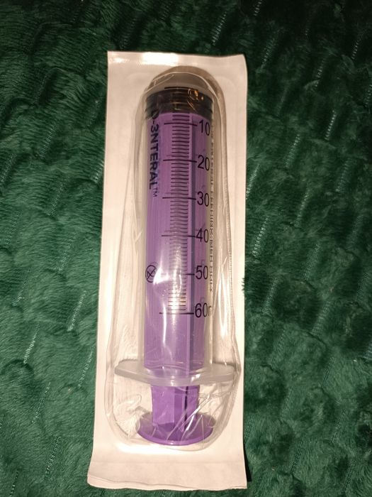 Strzykawka do żywienia enteralnego 60ml 20 sztuk