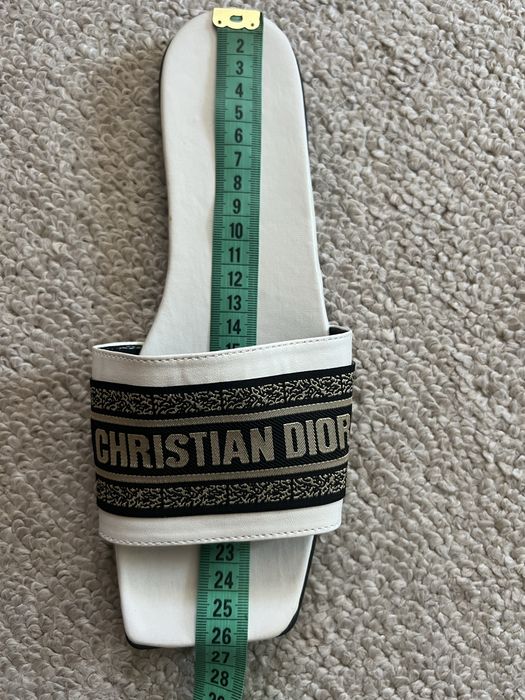 Шльопанці Christian Dior. 37-38 розмір
