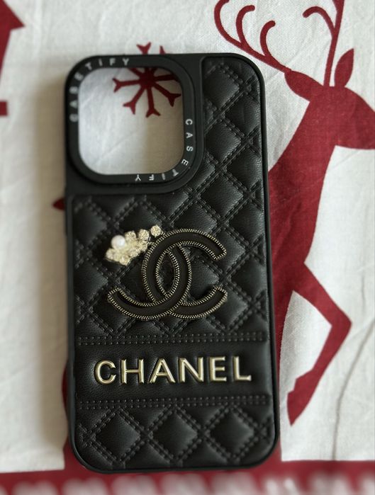 Люкс чохли для iPhone 14 Pro (б/у)