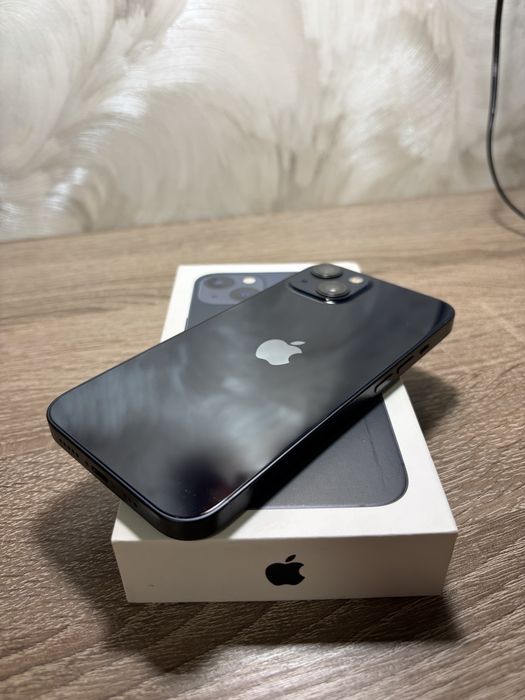 Продам iphone 13 128 gb