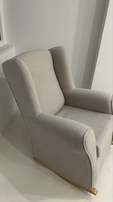 Cadeira de baloiço conza claro - como novo