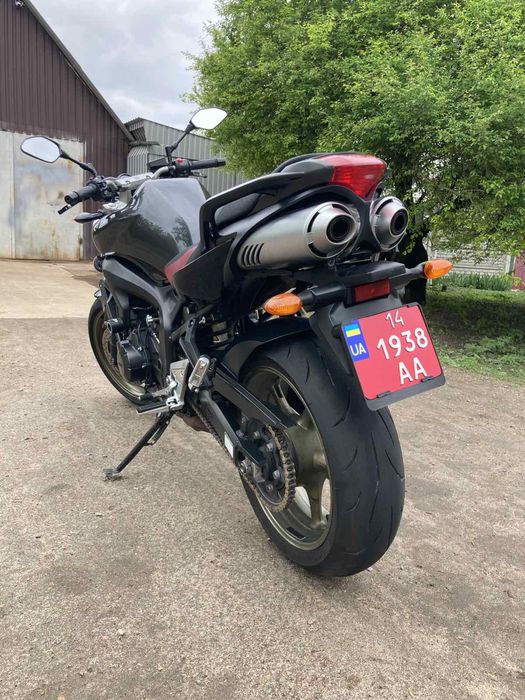 В продажі YAMAHA FZ6-S2