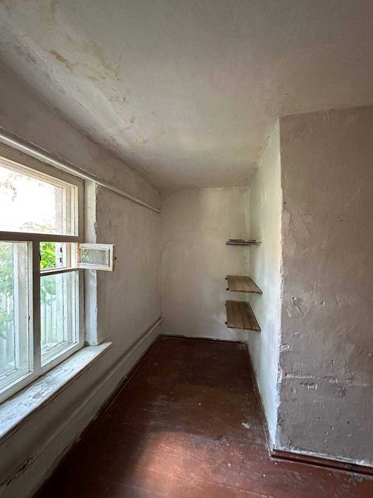Ціну знижено!!! 2-к квартира в центрі, погріб, 38 м²