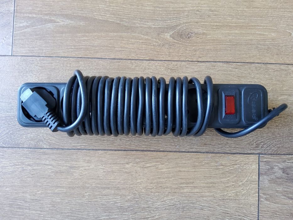 Мережевий фільтр, подовжувач, удлинитель GEMBIRD 5 розеток, 4,5 метри