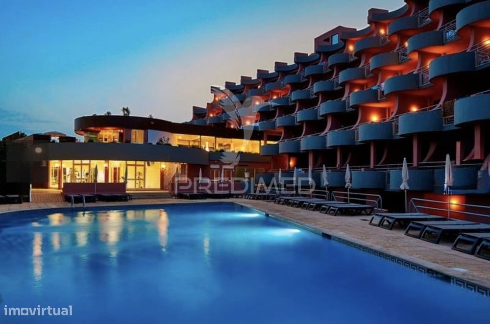 Apartamento T0 com Terraço e Vista Piscina – Luna Club Oceano, Albu...