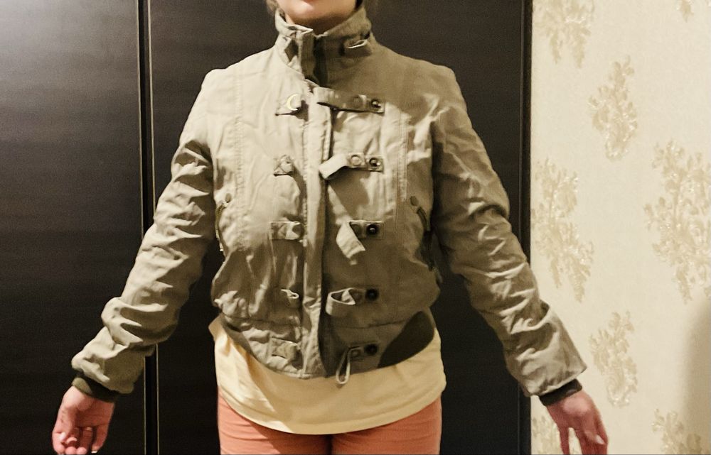 Распродажа женских весених польт и курточек