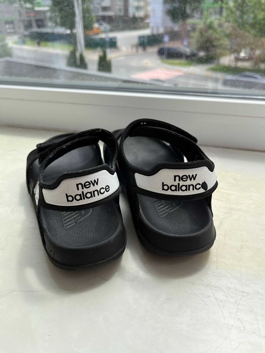 Дитячі сандалі New Balance, 30 розмір