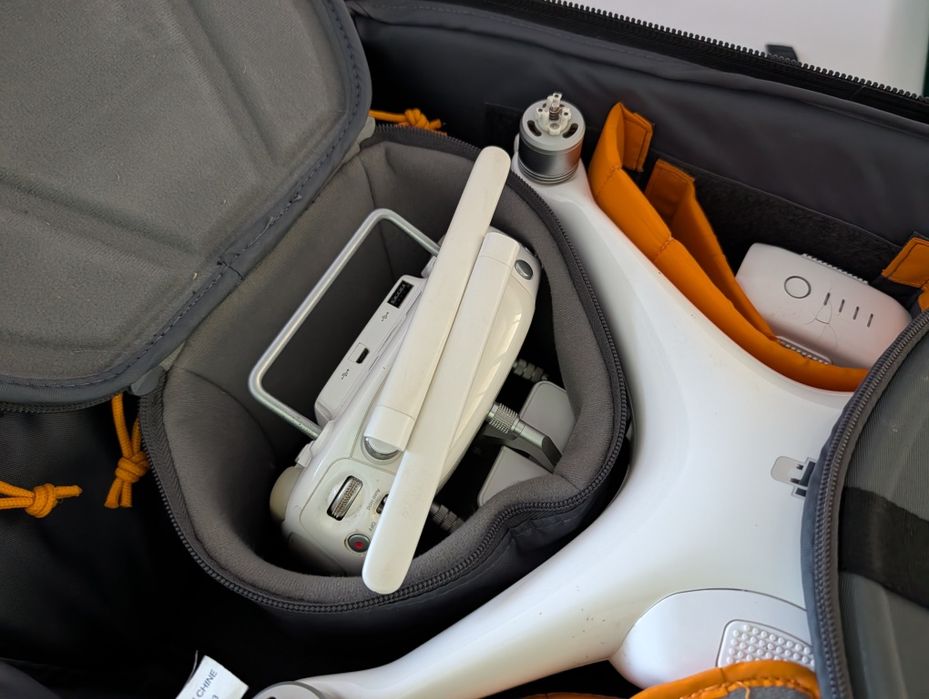 DJI Phantom 4 Pro V1 Drone459441653354352642