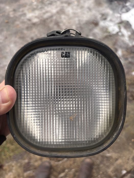 Рабоча лампа CAT h3 24v