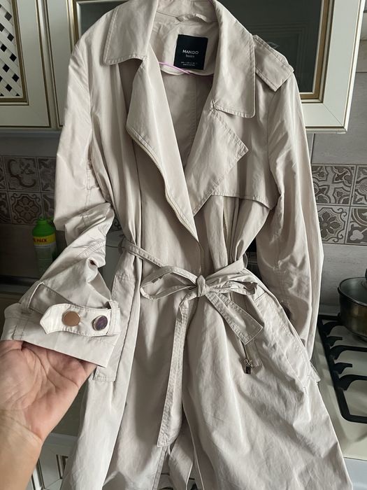 Тренч плащ Mango