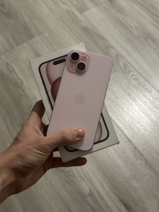iPhone 15 - Jak nowy - 87%